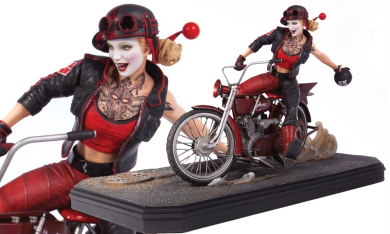 gotham city garage harley quinn statue