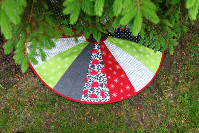 June Tailor Quilt As You Go Tree Skirt 